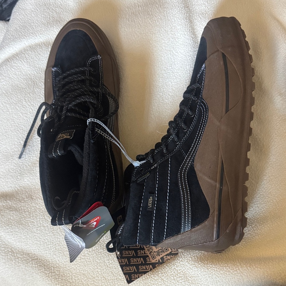 Vans Men's Black and Brown High-Top Sneakers